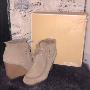 ✨Michael Kors Rory Wedge Bootie